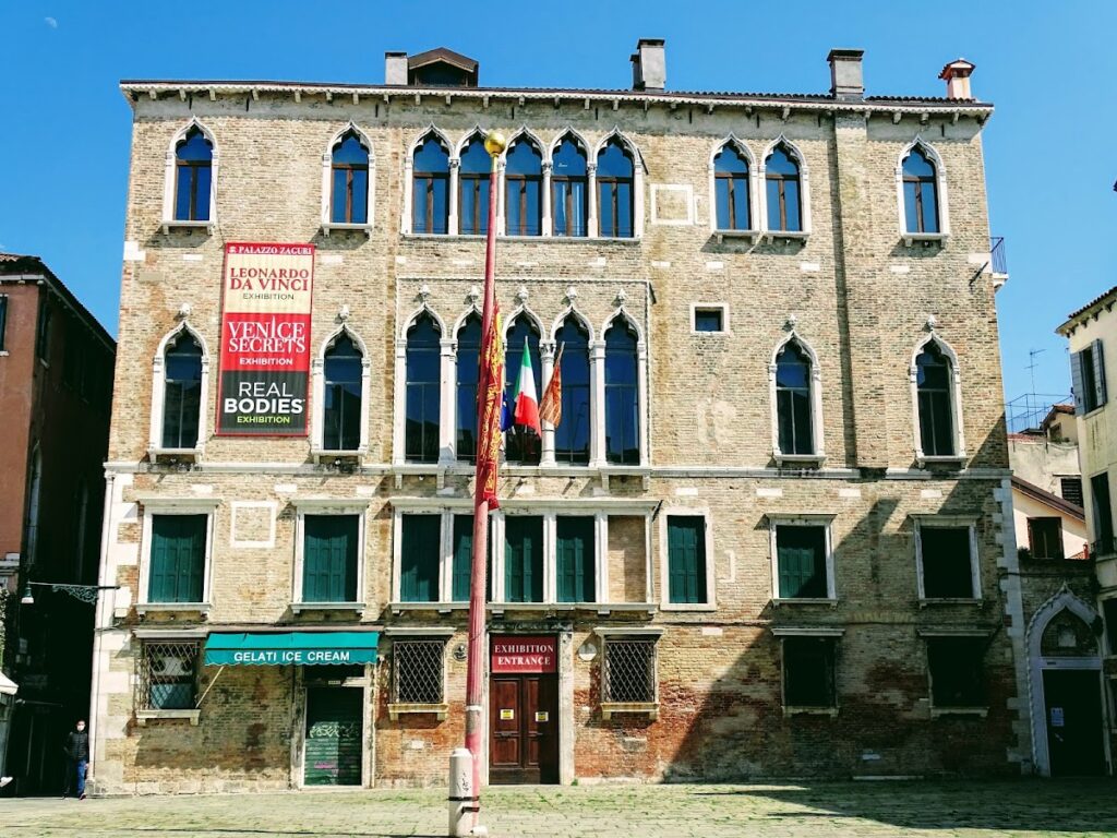 Palazzo Zaguri: A Gothic Venetian Palace in Venice 3 palazzo Zaguri