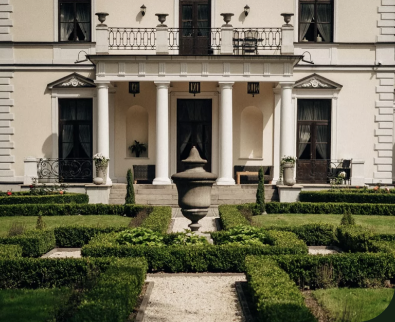 Rozalin Palace: A Nineteenth-Century Classical Summer Residence in Poland