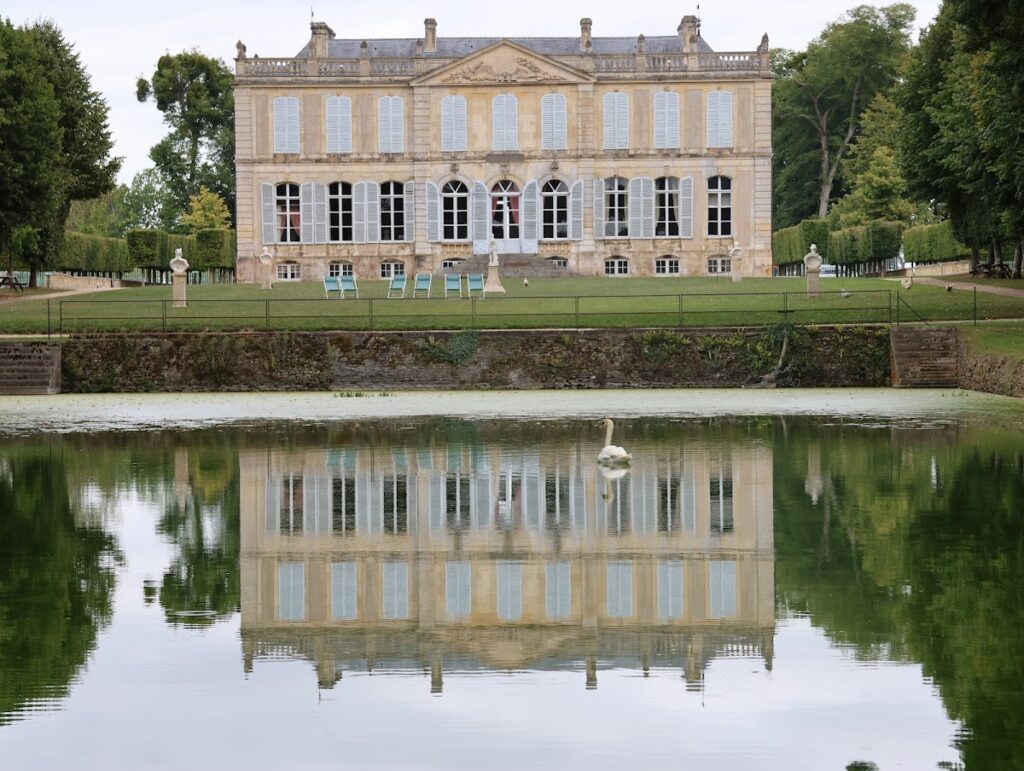 Château de Canon: An Italianate Estate in Normandy 2 Château de Canon