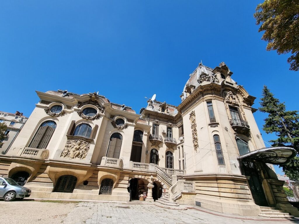 Cantacuzino Palace: Beaux-Arts Residence and George Enescu Museum 3 Cantacuzino palace