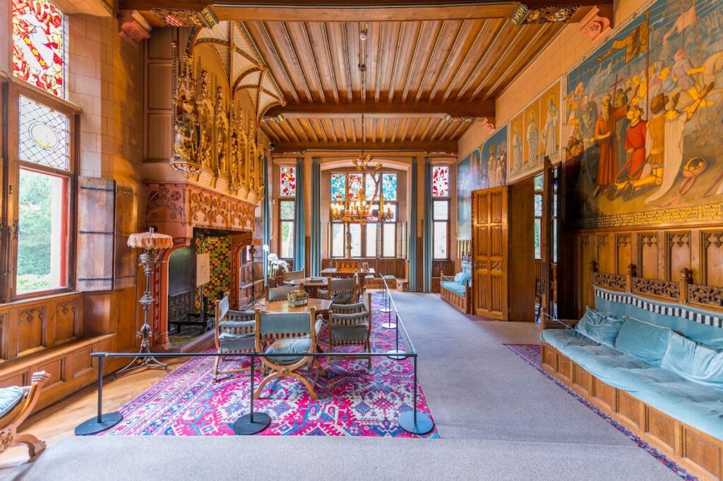Loppem Castle: A Neo-Gothic Estate in Belgium 5 Loppem Castle