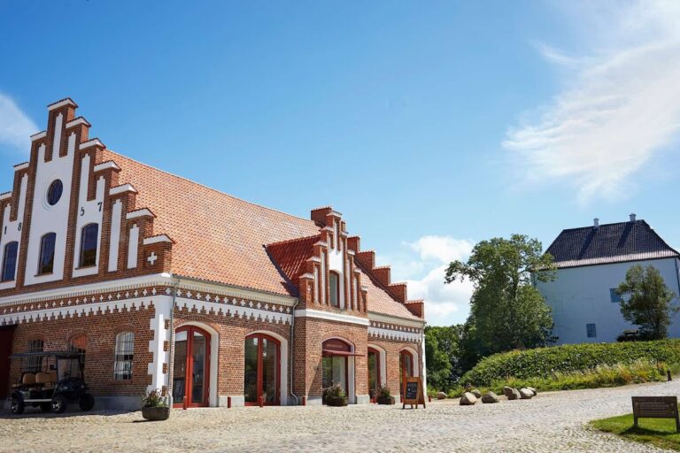 Dragsholm Castle: A Medieval Fortress and Baroque Residence in Denmark
