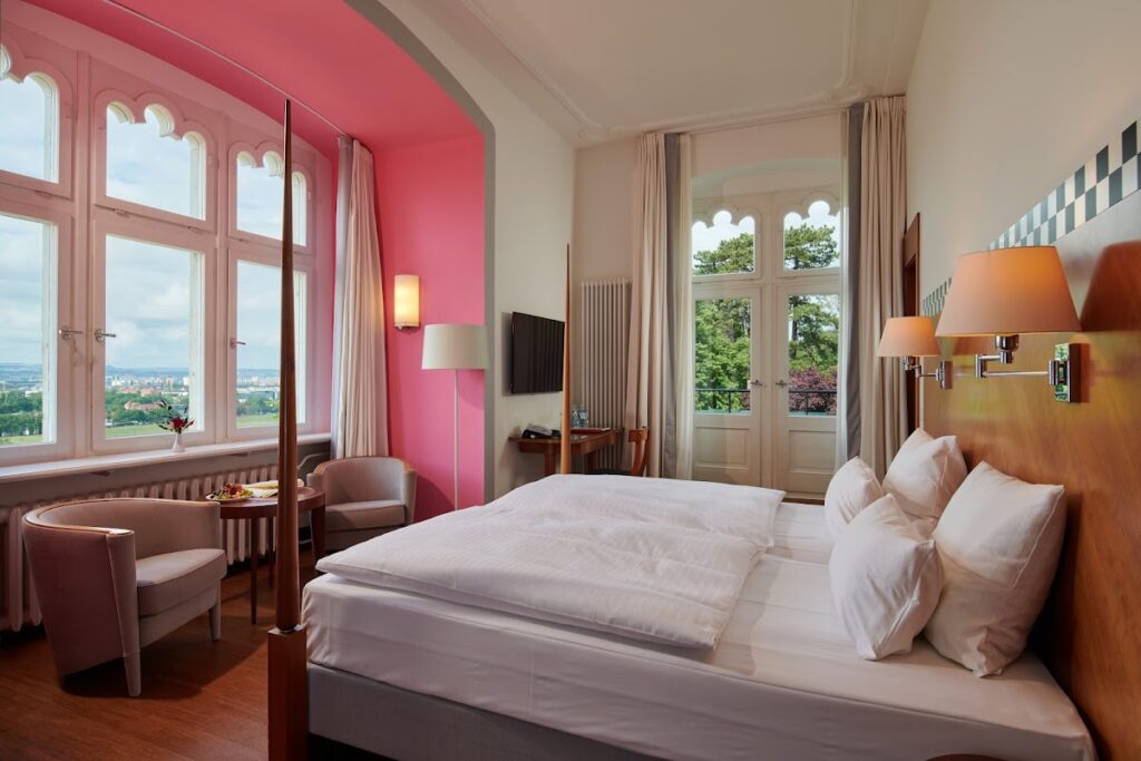 Schloss Eckberg: A Neo-Gothic Elbe Castle in Dresden 2 Schloss Eckberg