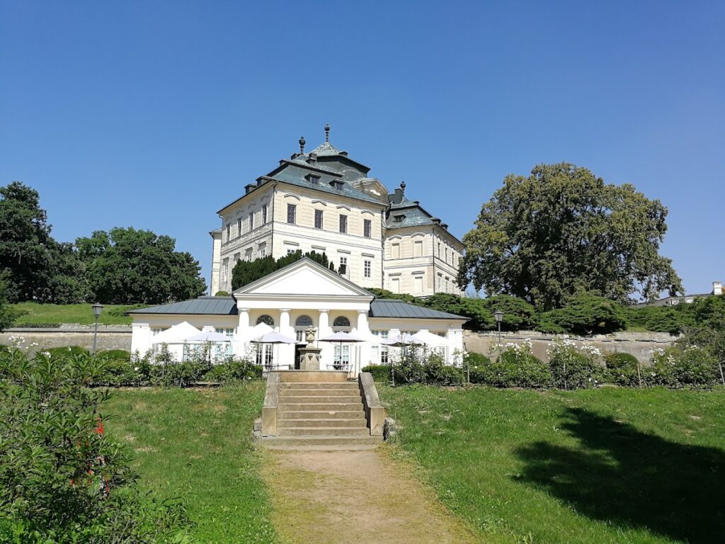 Karlova Koruna Chateau: A Baroque Residence of the Kinský Family 3 Karlova Koruna Chateau