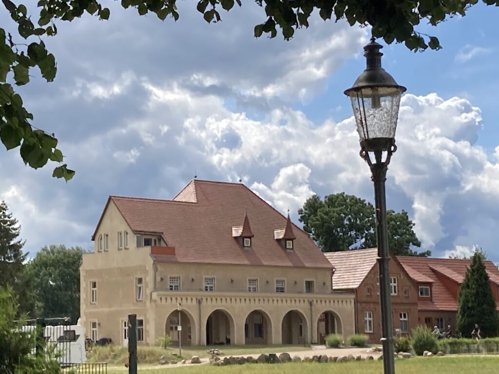 Stolpe Castle: A Historic Manor House on Usedom 3 Stolpe Castle