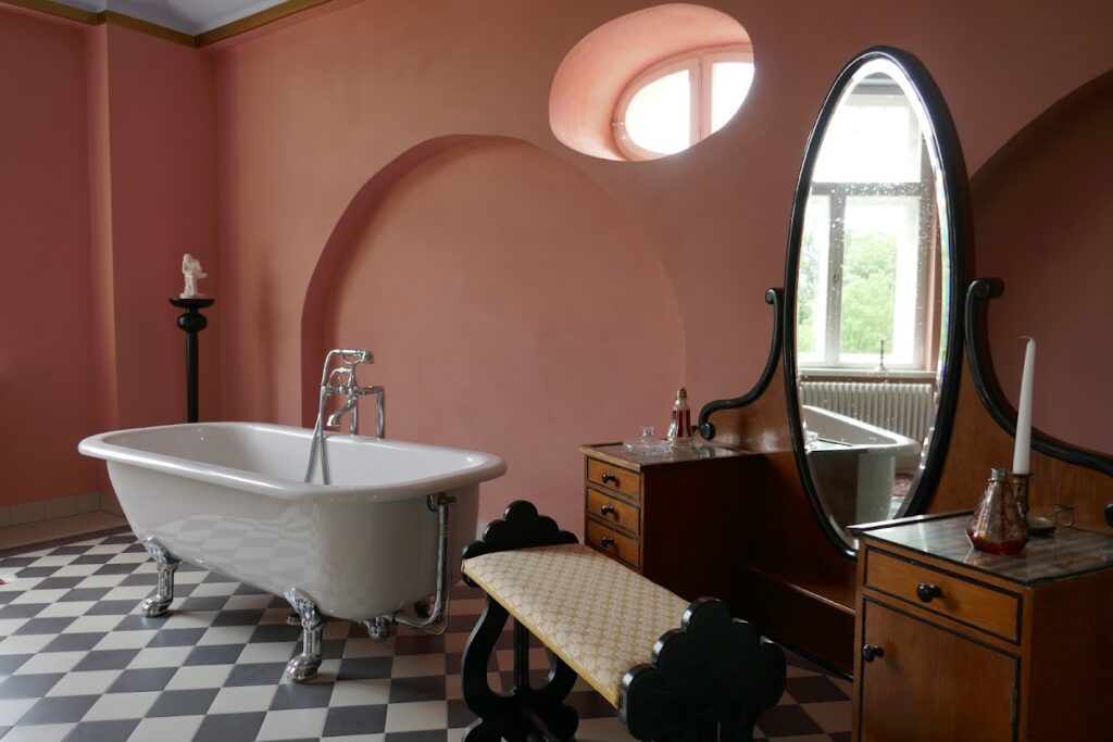 Stolpe Castle: A Historic Manor House on Usedom 4 Stolpe Castle