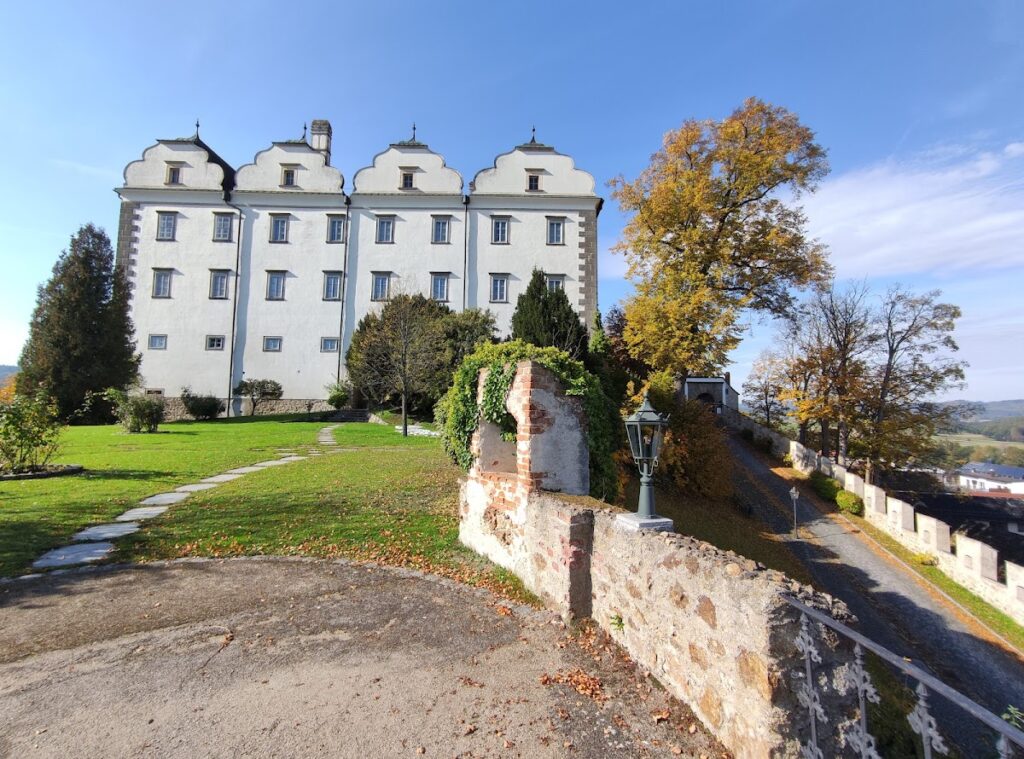 Weitra Palace: A Renaissance Palace in Austria 3 Weitra Palace