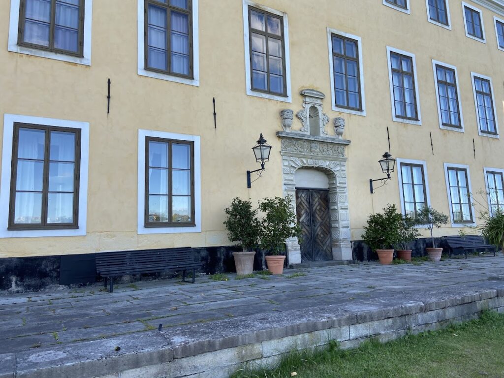 Ulriksdal Palace: A Swedish Royal Residence in Solna 3 Ulriksdal Palace