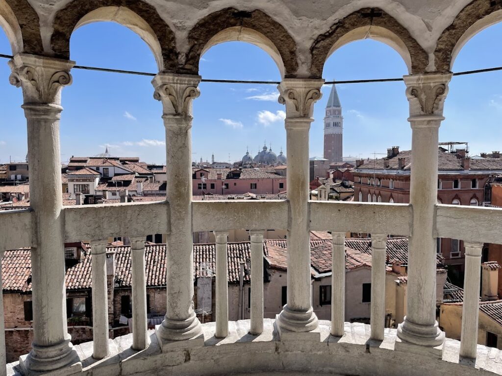 Palazzo Contarini del Bovolo: A Late Gothic Palace and Museum in Venice 2 Palazzo Contarini del Bovolo