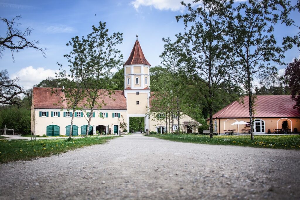 Schloss Blumenthal: A Teutonic Order Castle and Communal Estate 5 Schloss Blumenthal