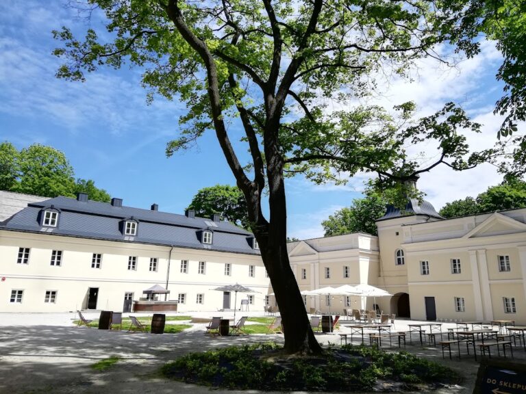 Donnersmarck Palace in Siemianowice Śląskie: A Baroque and Classicist Residence