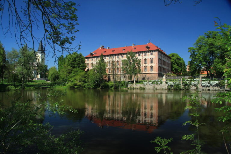 Libochovice Castle: An Early Baroque Castle in Czechia