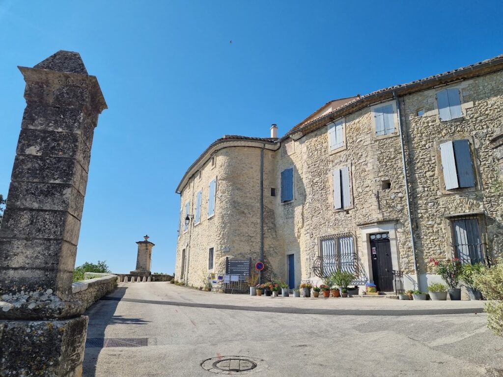 Château de Lussan: A Fortified Lords’ Residence in France 2 Château de Lussan