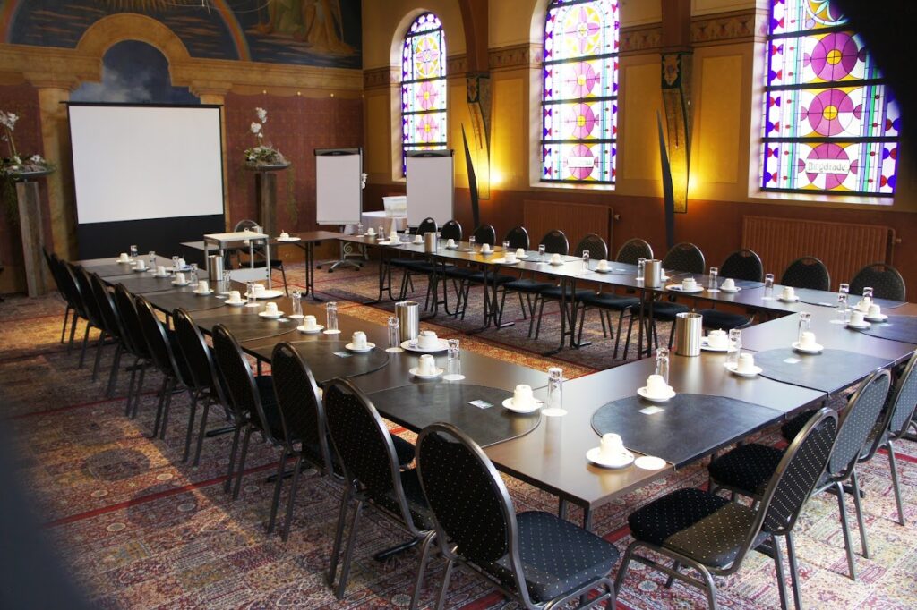Doenrade Castle: A Historic Noble Residence and Hotel in the Netherlands 3 Doenrade Castle