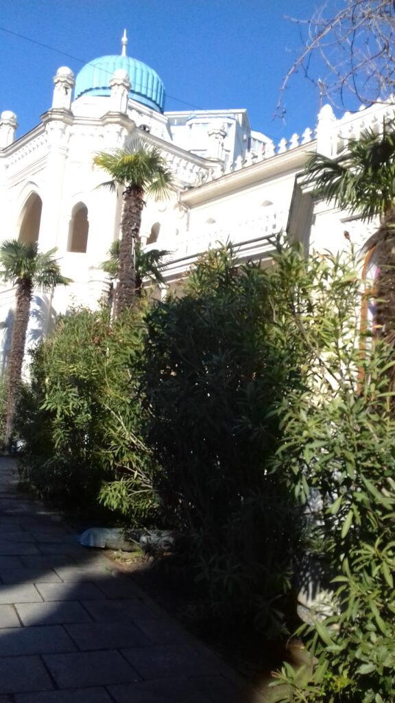 Emir Palace, Yalta: A Neo-Moorish Residence of the Emir of Bukhara 3 Emir Palace, Yalta