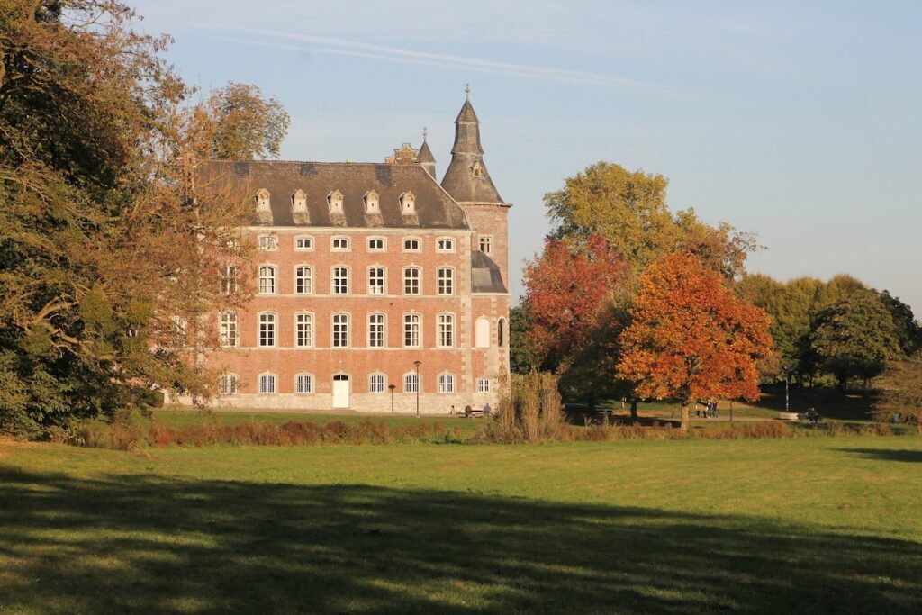 Castle of Monceau-sur-Sambre