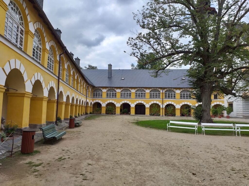 Castle in Velké Losiny: A Renaissance Noble Residence in Czechia 3 Castle in Velké Losiny