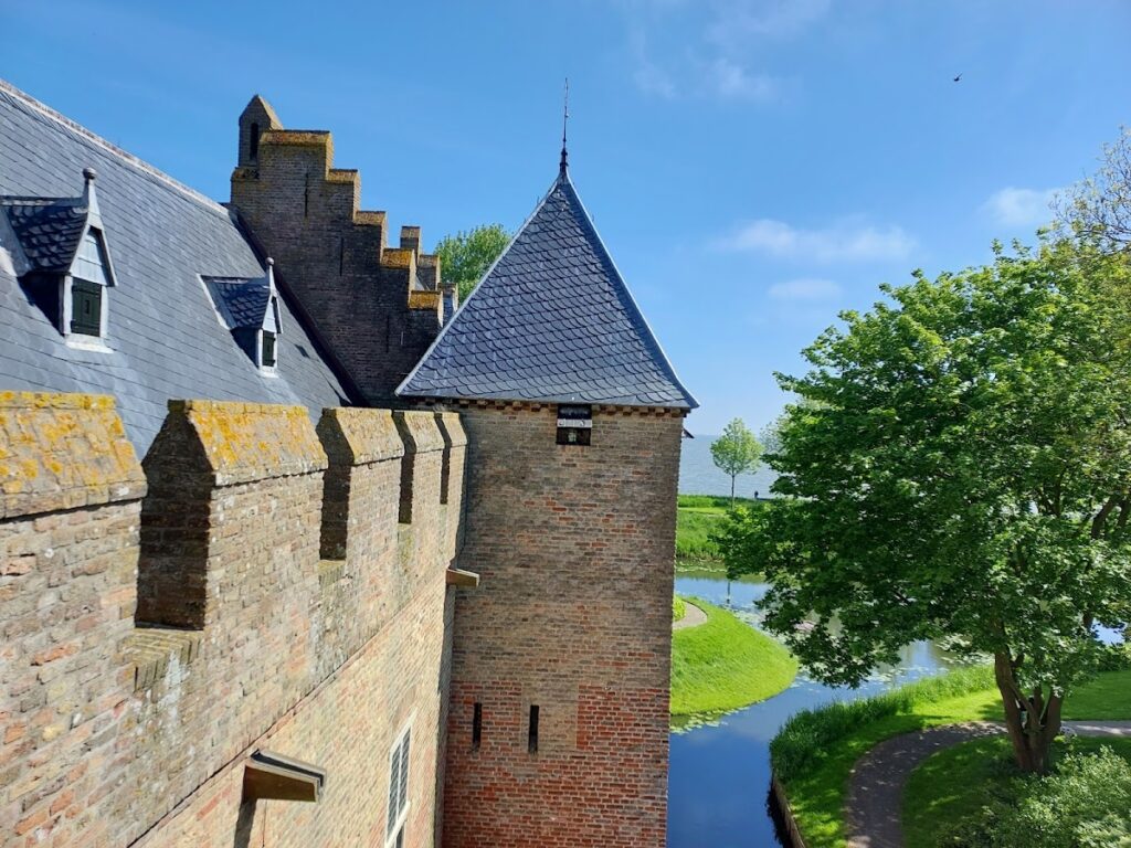 Kasteel Radboud: A Medieval Water Castle in the Netherlands 4 Kasteel Radboud
