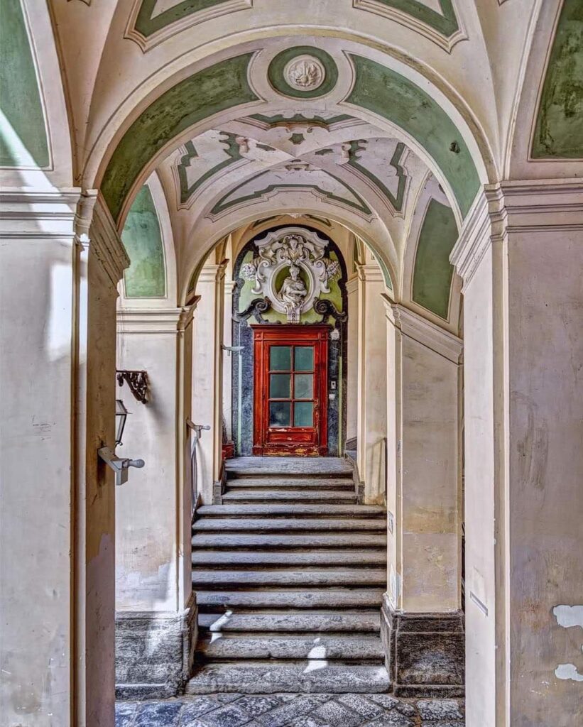 Palazzo dello Spagnolo: An Eighteenth-Century Baroque Palace in Naples 2 Palazzo dello Spagnolo