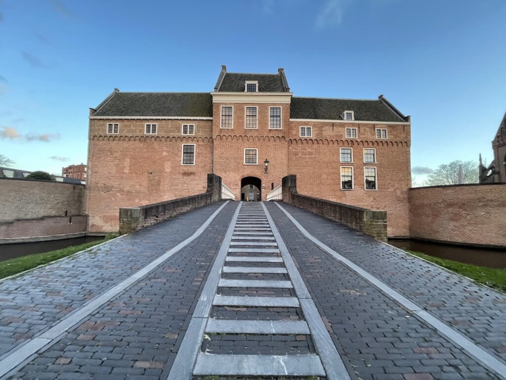 Kasteel Woerden: A Medieval Fortified Castle in the Netherlands 2 Kasteel Woerden