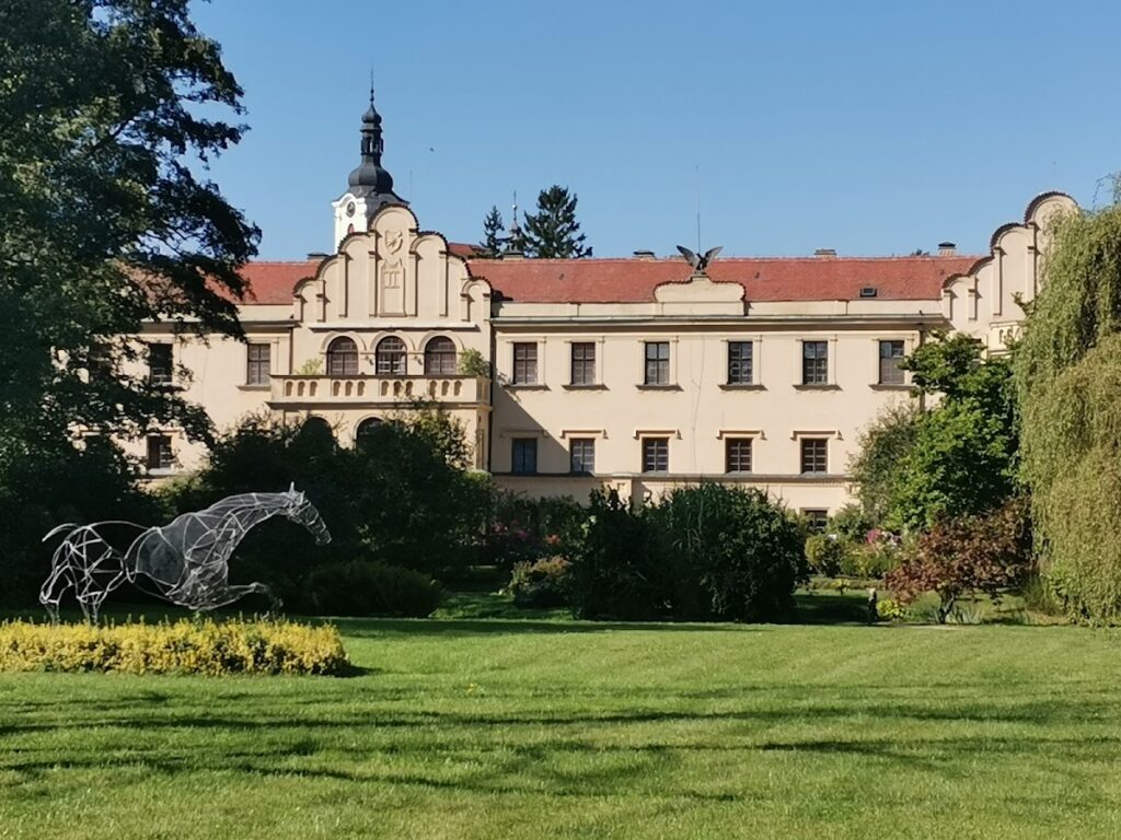 Častolovice Castle: From Medieval Water Castle to Renaissance Palace 3 Častolovice Castle