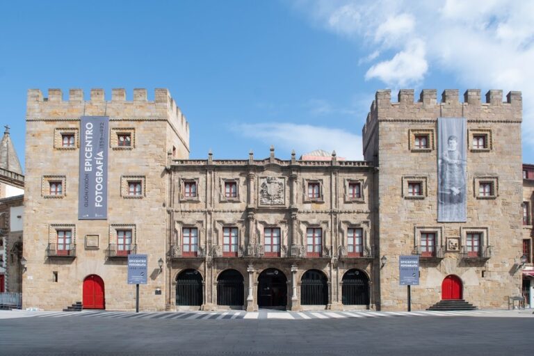 Revillagigedo Palace: An Eighteenth-Century Baroque Palace in Gijón