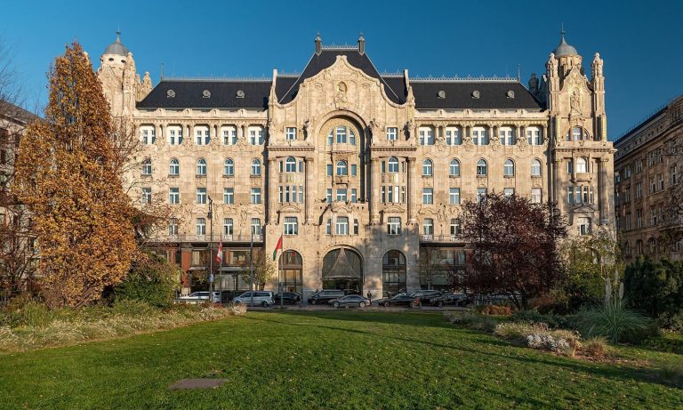 Gresham Palace: A Hungarian Secession Landmark in Budapest