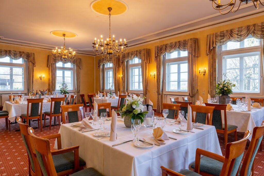 Jagdschloss Niederwald: A Hunting Lodge and Site of German Constitutional History 4 Jagdschloss Niederwald