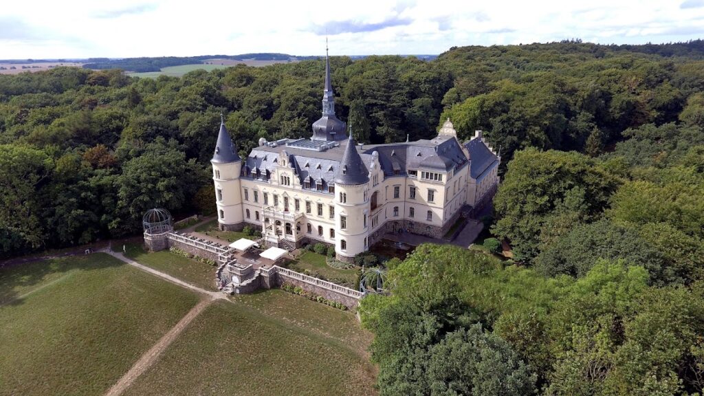 Schloss Ralswiek: A Neo-Renaissance Manor House in Germany 1 Schloss Ralswiek