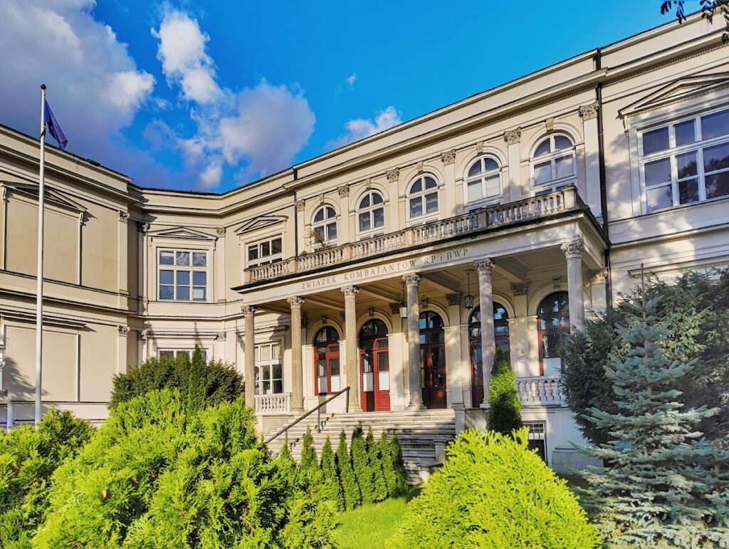 Rembieliński Palace: A Historic Urban Residence in Warsaw 1 Rembieliński Palace