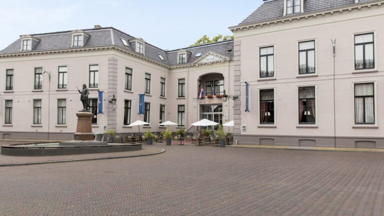 Stadhouderlijk Hof: A Former Nassau Residence in Leeuwarden