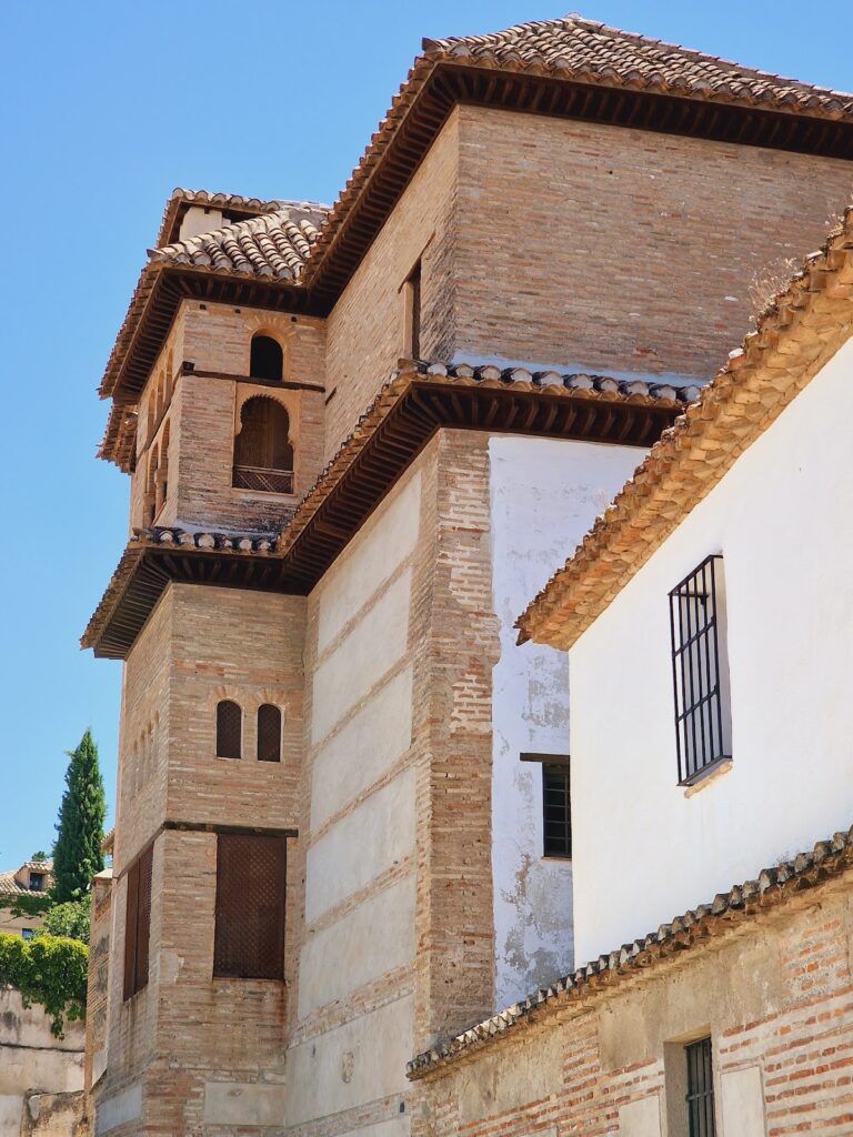 Palacio de Dar-Al-Horra: A Nasrid Palace in Granada 5 Palacio de Dar-Al-Horra