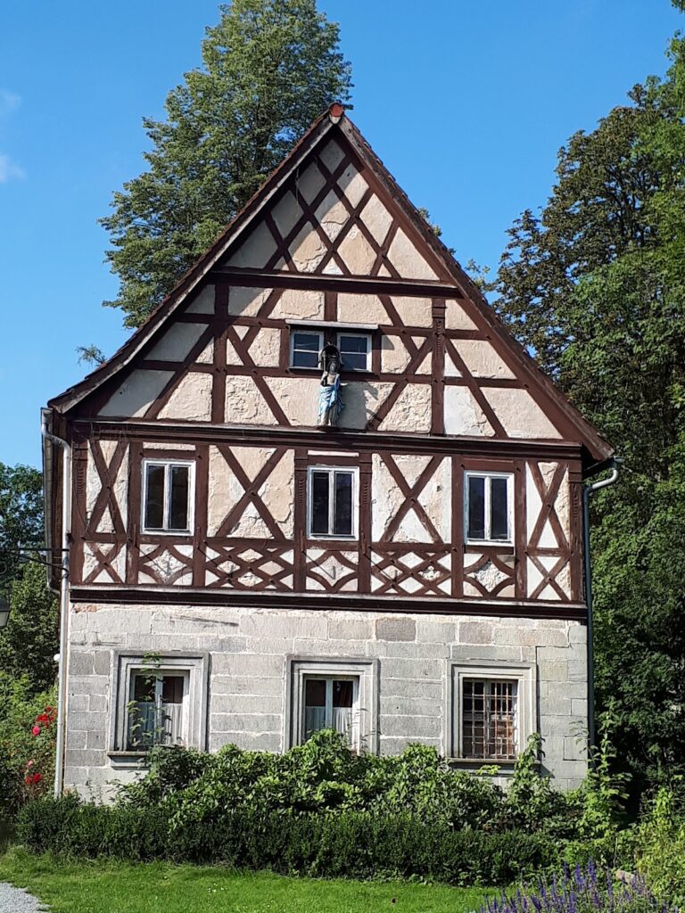 Wasserschloss Mitwitz: A Renaissance Water Castle in Germany 1 Wasserschloss Mitwitz
