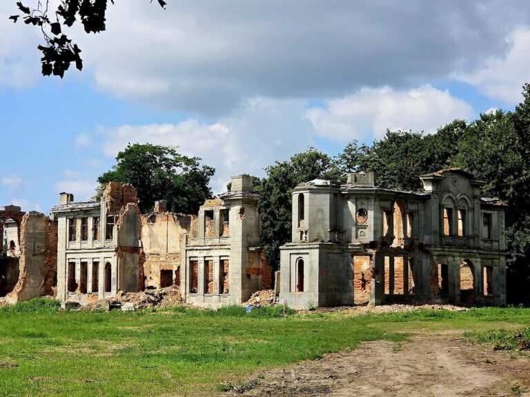 Karski Palace in Włostów: A Neo-Renaissance Polish Manor and Estate