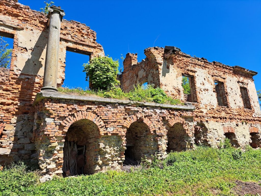 Karski Palace in Włostów: A Neo-Renaissance Polish Manor and Estate 3 Karski Palace in Włostów