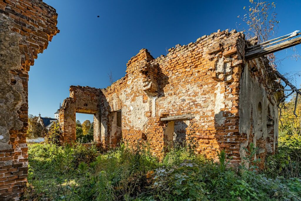 Karski Palace in Włostów: A Neo-Renaissance Polish Manor and Estate 4 Karski Palace in Włostów