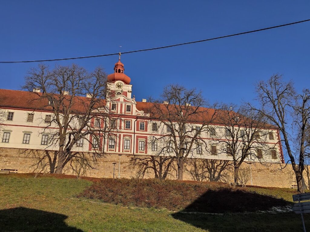 Mnichovo Hradiště Castle: A Renaissance and Baroque Noble Residence 3 Mnichovo Hradiště Castle