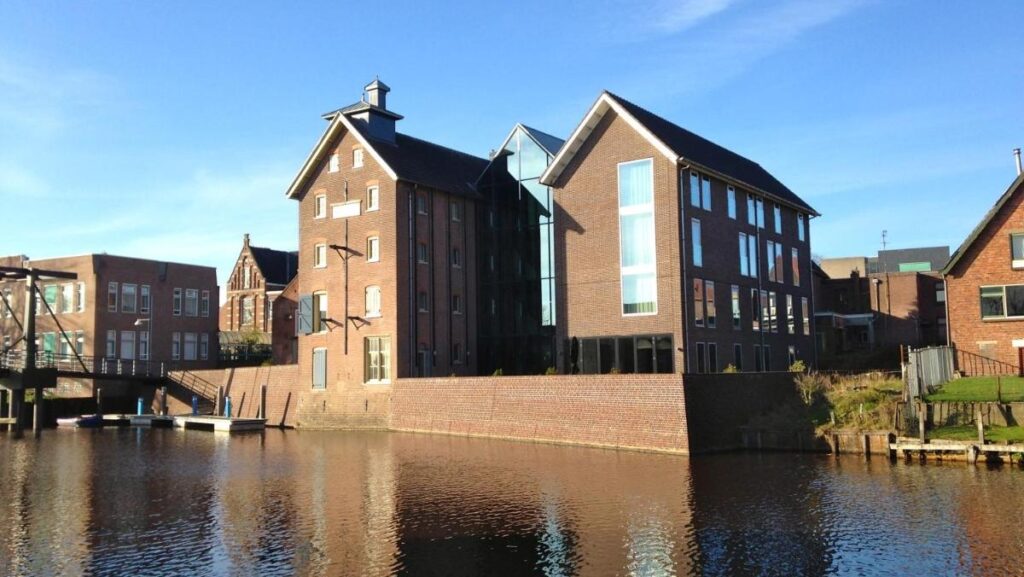 Coevorden Castle: A Medieval Fortress and National Monument in the Netherlands 1 Coevorden Castle