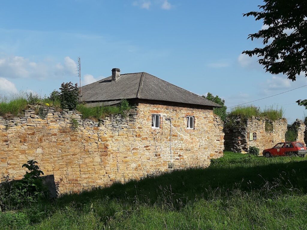 Mykulyntsi Castle: A Renaissance and Baroque Fortress in Ukraine 3 Mykulyntsi Castle