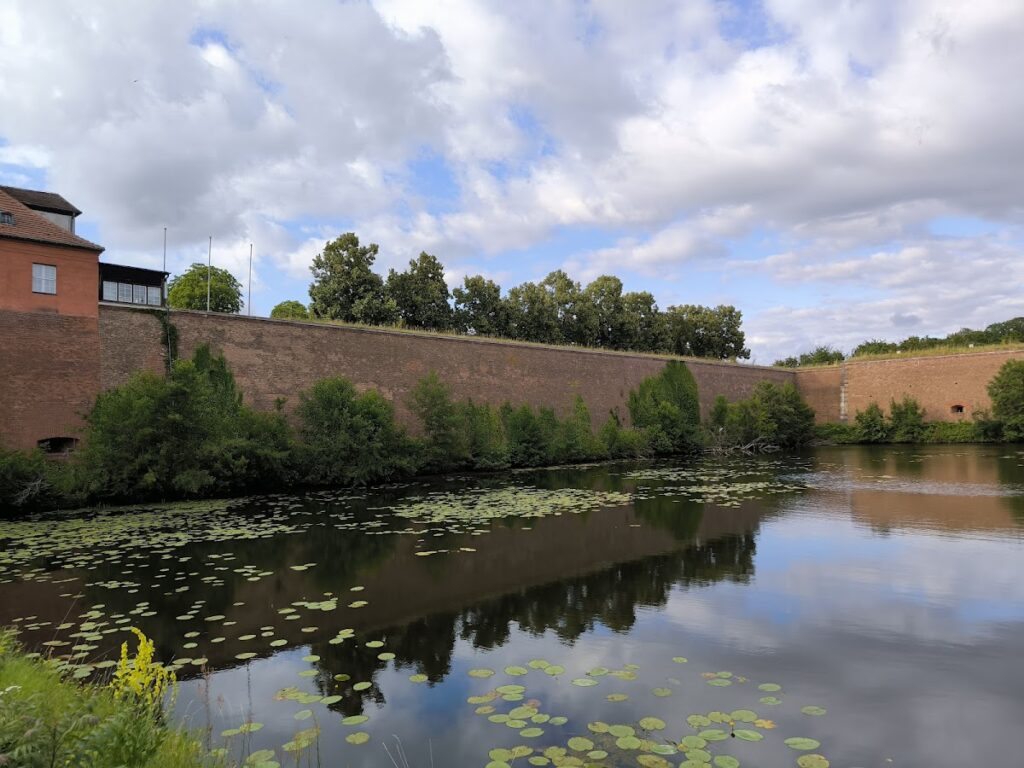 Festung Spandau: Prussian Fortress and Armaments Center in Berlin 5 Festung Spandau