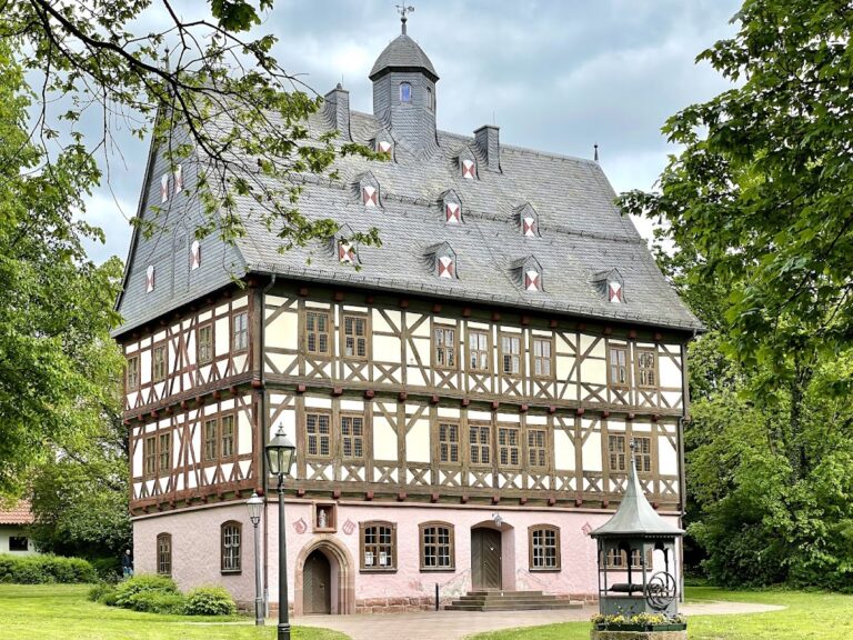 Burg Gieboldehausen: A Medieval Water Castle in Germany
