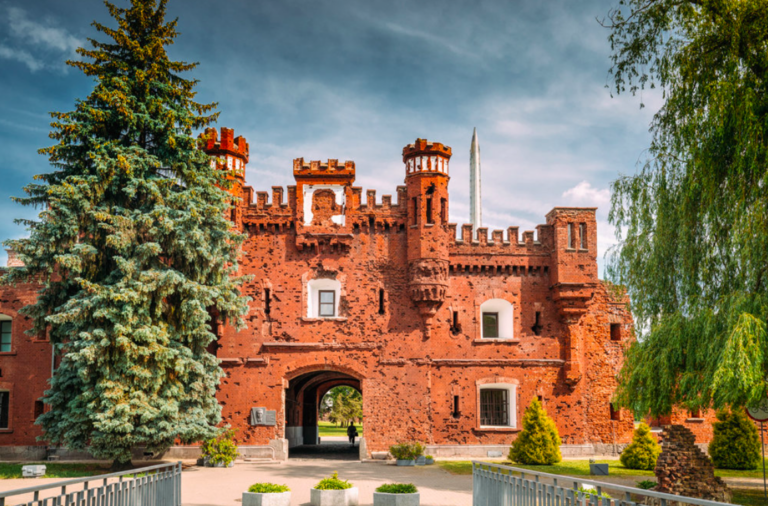 Brest Fortress: Russian Frontier Stronghold and War Memorial in Belarus