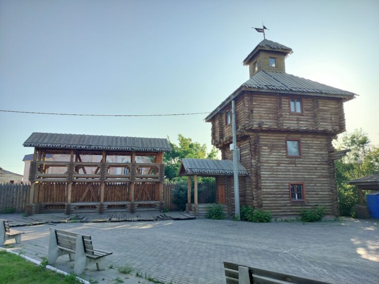 Krepost’ Samara (Samara Fortress): The Wooden Defensive Core of Samara