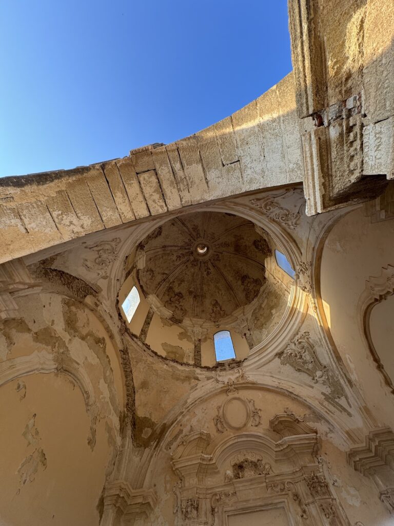 Amantea Castle: A Historic Fortress in Calabria, Italy 4 Amantea Caslte