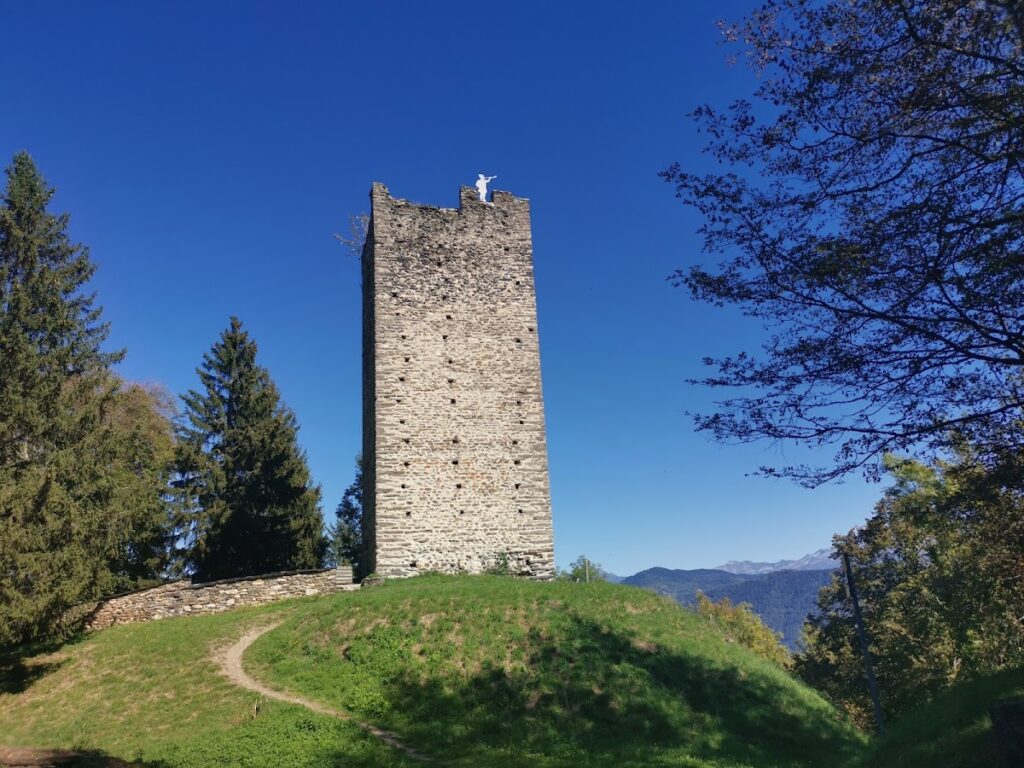 Château de Montmayeur: A Medieval Fortified Castle in France 1 Château de Montmayeur