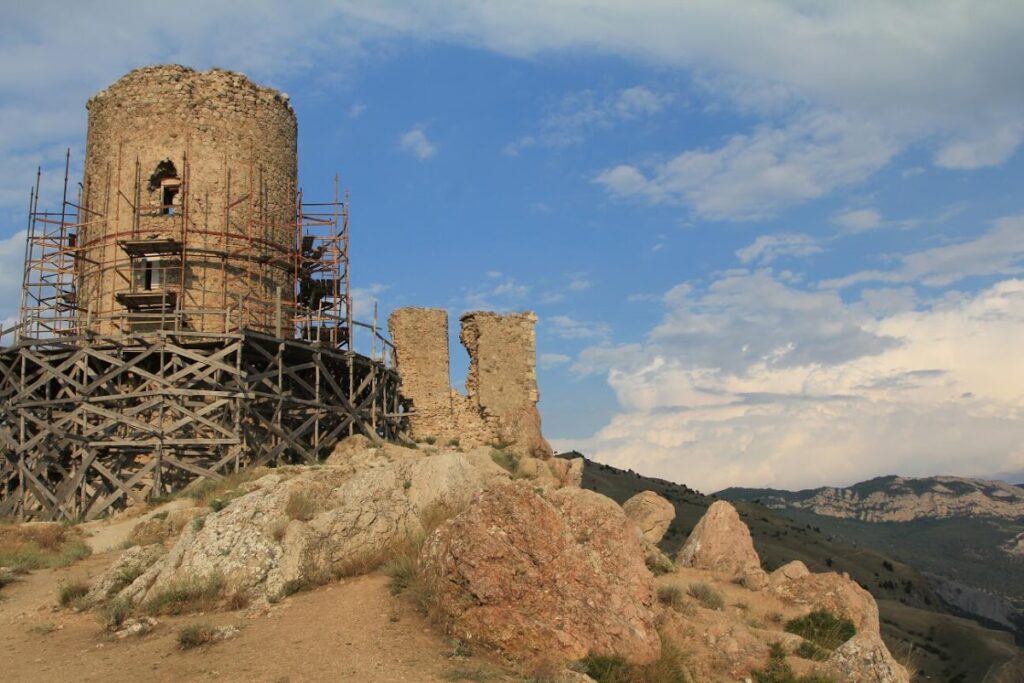 Cembalo: A Genoese Fortress in Crimea, Ukraine 5 Cembalo