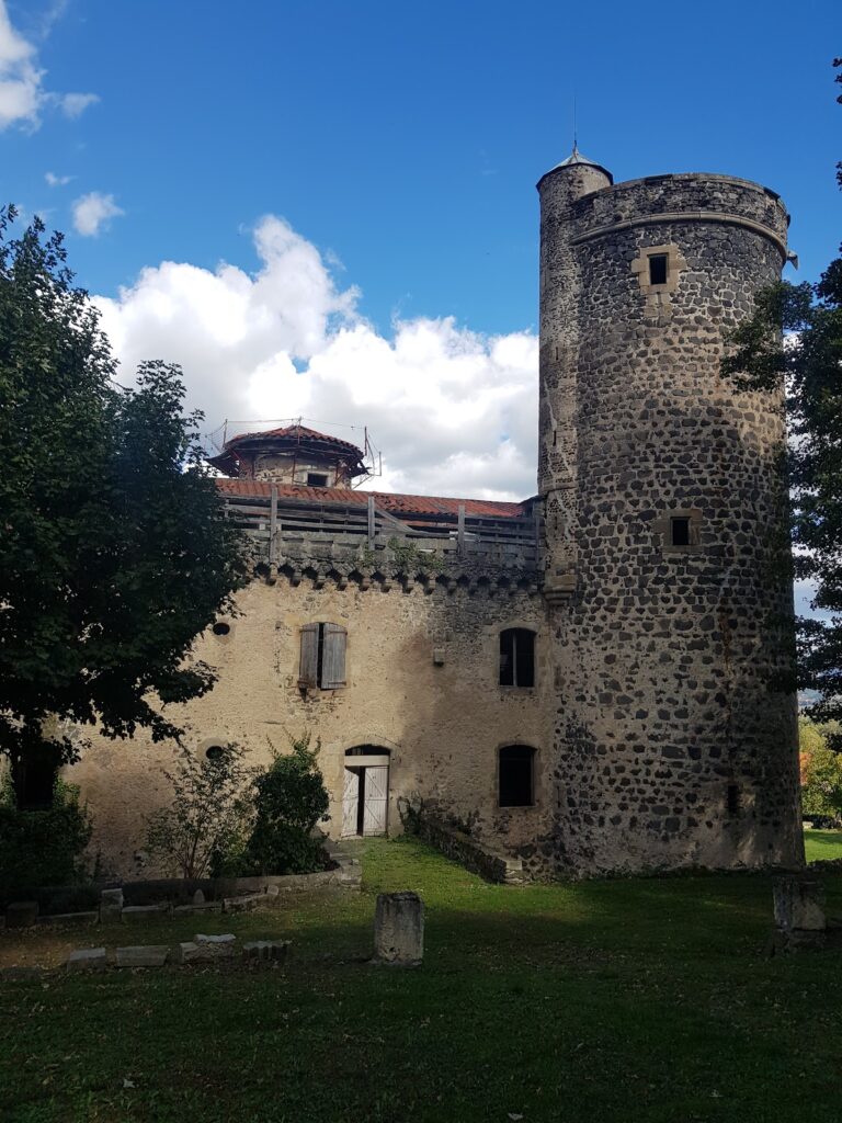 Mons Castle