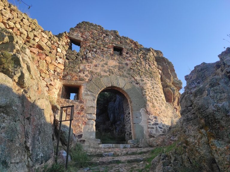 Castillo de Mora: A Medieval Fortress on the Routes to Toledo