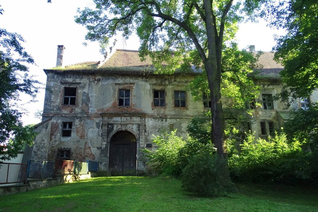 Castle in Głogówek: A Medieval Ducal Residence in Poland 2 Castle in Głogówek