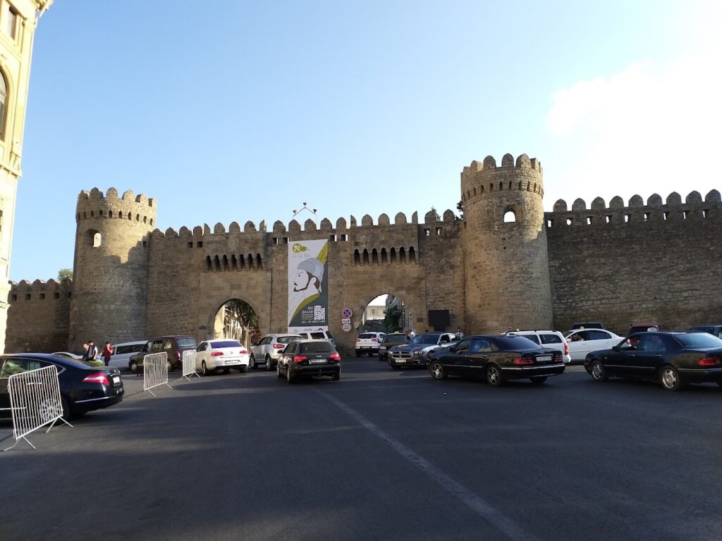 Baku Fortress: The Medieval Walls of Baku’s Old City 2 Baku fortress